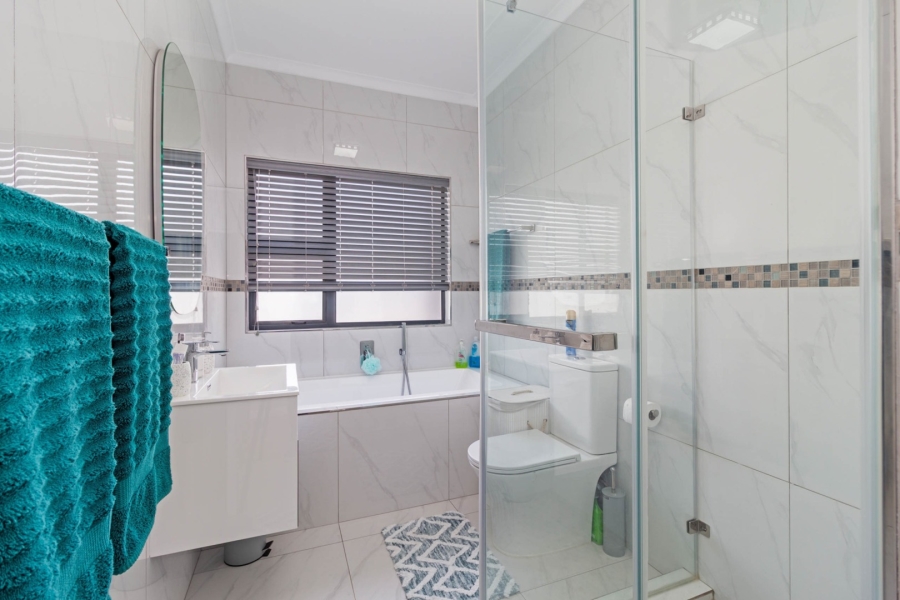 3 Bedroom Property for Sale in Sandown Western Cape